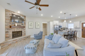 Dale Hollow Lake Retreat with Patio and Mtn View!